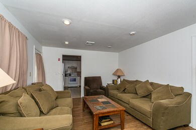 17 Roslyn Rd, Brockton, MA 02302 - photo 5