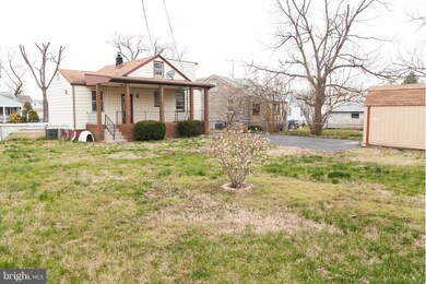 202 Pinewood Rd, Dundalk, MD 21222 - photo 3