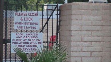 10607 Park View Cir, El Paso, TX 79935 - photo 6