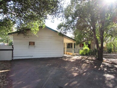 1541 Mistletoe Ln, Redding, CA 96002 - photo 3