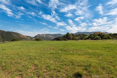 24931 Thousand Peaks Rd, Calabasas, CA 91302 - photo 4