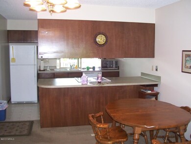Dining Kitchen Area