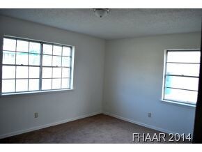 916 Holly St, Copperas Cove, TX 76522 - photo 7