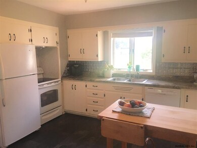 4 Marie Pkwy, Albany, NY 12211 - photo 2