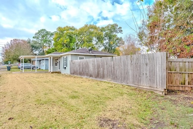 1916 5th St, Port Neches, TX 77651 - photo 5