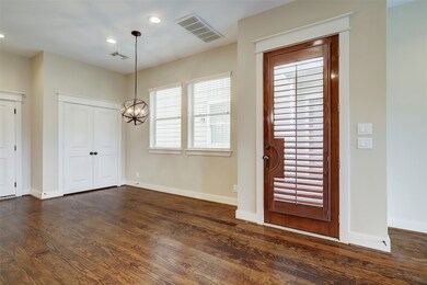 708 E 6th 1/2 St, Houston, TX 77007 - photo 3