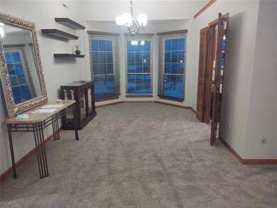 Dining room with new carpet