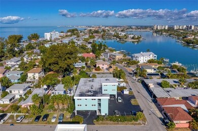 8200 Bayshore Dr unit 12, Treasure Island, FL 33706 - photo 4