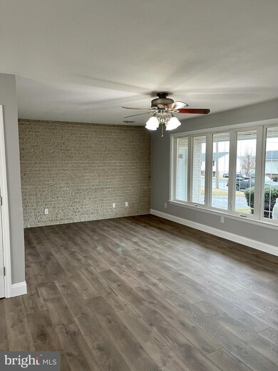 482 Lyman Ave, Womelsdorf, PA 19567 - photo 7