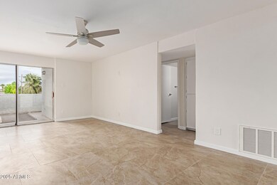 Ciento West unit 247W, Scottsdale, AZ 85251 - photo 4