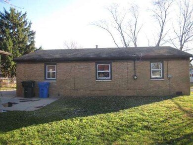 160 Mora Rd, Carpentersville, IL 60110 - photo 3