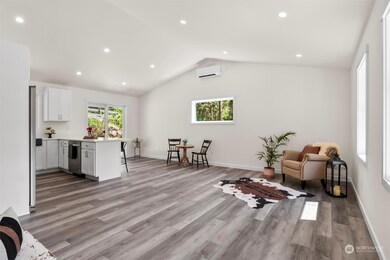 492 Fir Ln, Sedro-Woolley, WA 98284 - photo 3