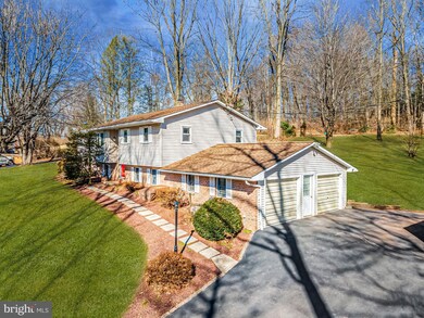 924 Maple Grove Rd, Mohnton, PA 19540 - photo 3