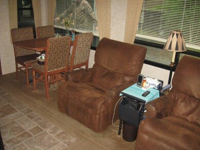 7. Chandler - Dining