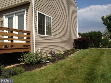 4023 Bradford Cir, Mount Joy, PA 17552 - photo 3