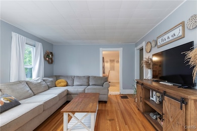 464 W 3rd St S, Fulton, NY 13069 - photo 3