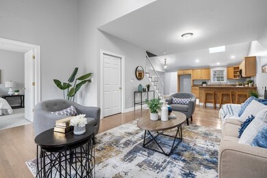 27 Juniper Ln, Hanover, MA 02339 - photo 4