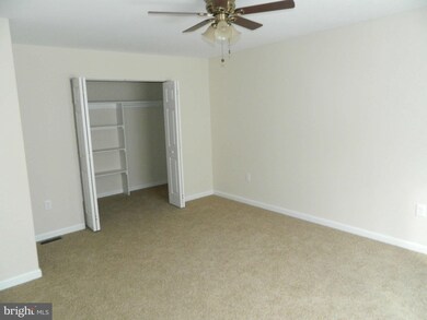 325 Elmleaf Ave, Capitol Heights, MD 20743 - photo 4