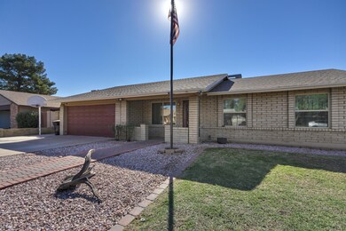 3213 E Emerald Cir-9