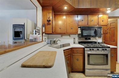 181 West St, Closter, NJ 07624 - photo 6