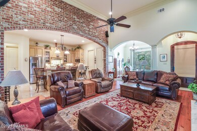 212 La Villa Circle-5