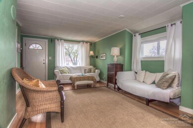 1155 NW Columbia St, Bend, OR 97701 - photo 5