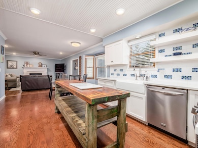 Kitchen to Great Rm