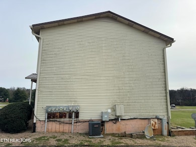 3707 Moss Ln, Louisville, TN 37777 - photo 3