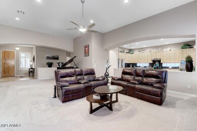 1233 E Kramer Cir Photo 05