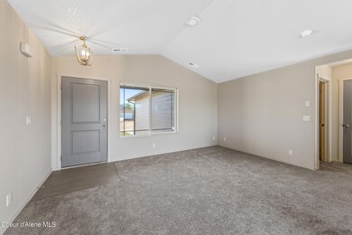 002_Living Room