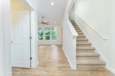 15317 Sherwood Ln, Lansing, MI 48906 - photo 2