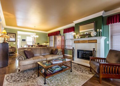 1058 Perry St, Columbus, OH 43201 - photo 4