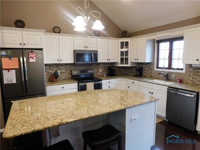 25272 Bradner Rd, Genoa, OH 43430 - photo 4