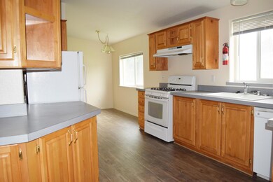 289 N 750 W, Parowan, UT 84761 - photo 4