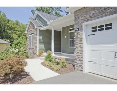 6 Michelle Ln, Holyoke, MA 01040 - photo 3