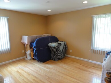 6 Colgate Ct, Hazlet, NJ 07730 - photo 6
