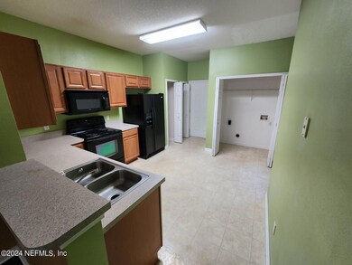 4847 Playpen Dr, Jacksonville, FL 32210 - photo 3