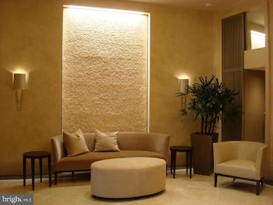 The Foxhall unit 613, Washington, DC 20016 - photo 3