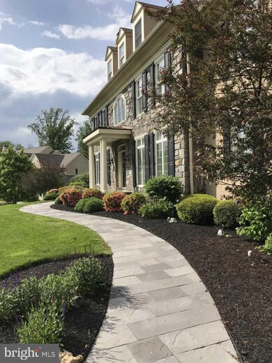 118 Waverly Cir, Phoenixville, PA 19460 - photo 3