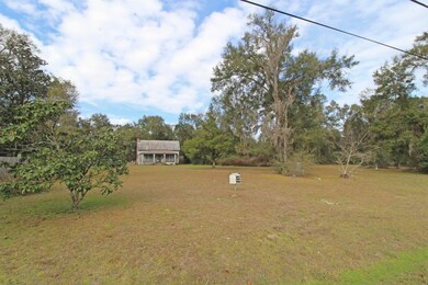 70 Dr Martin Luther King jr Rd, Crawfordville, FL 32327 - photo 4