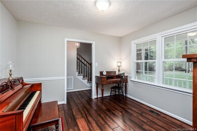 Dining Room or FLEX Room!