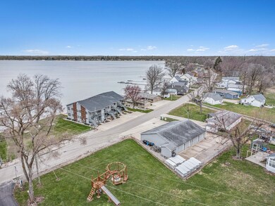 002_566_lake_dr_unit_a_coldwater_mi_4903