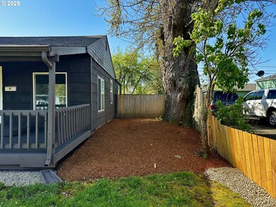 1733 I St, Springfield, OR 97477 - photo 7