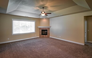 Great Room w/ Fireplace