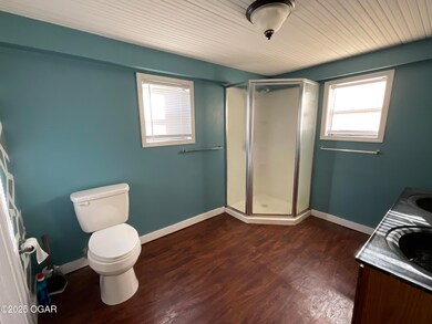 2115 Byers 7