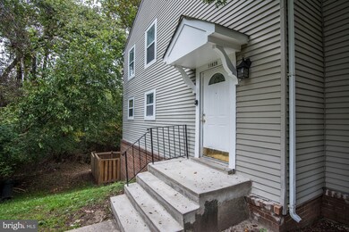 11829 Summer Oak Dr, Germantown, MD 20874 - photo 2