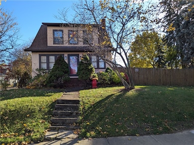 95 Fieldwood Dr, Rochester, NY 14609 - photo 4