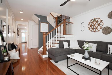 Family Room- 4