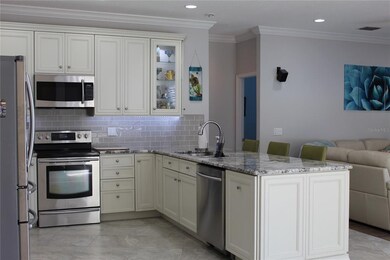 Large Kitchen/Family Room Combo