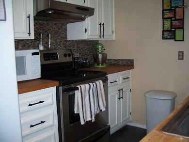 1403 Christine Rd, Wichita Falls, TX 76302 - photo 6